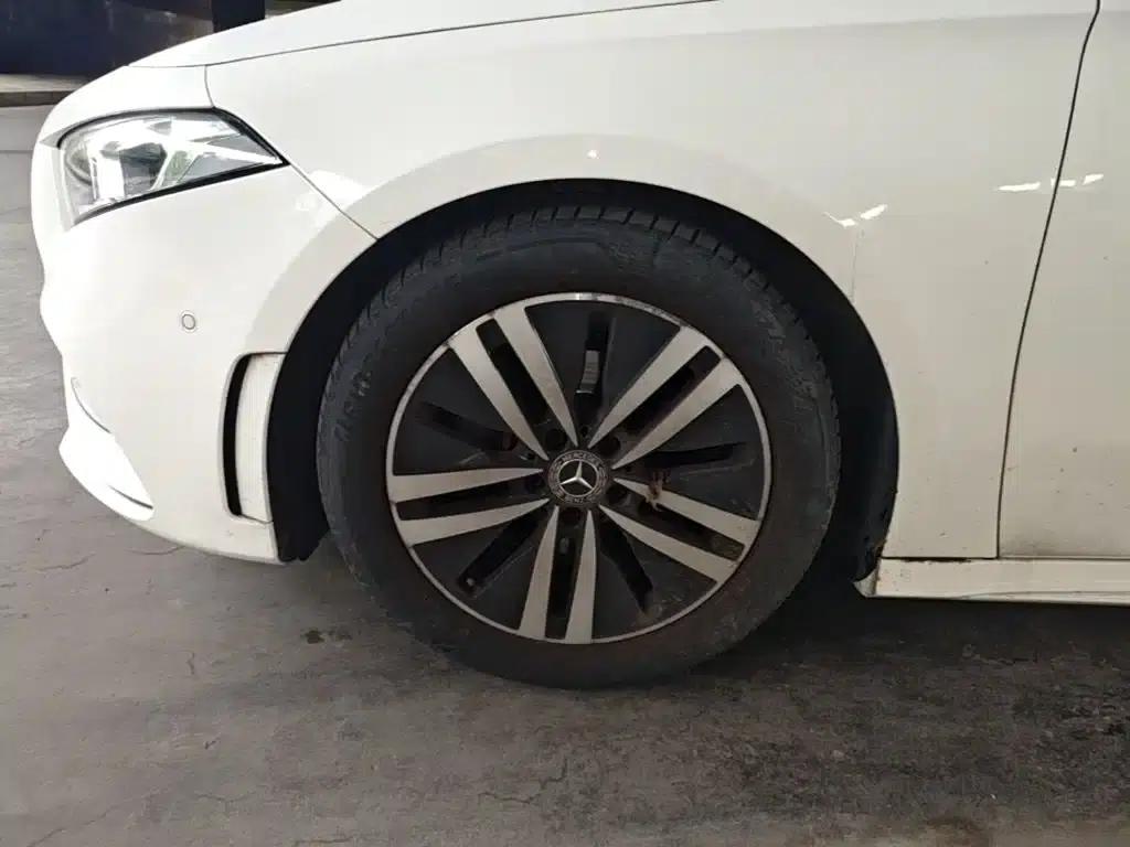 2020 Mercedes-Benz A-Class A 180 L Sport Sedan — миниатюра 23
