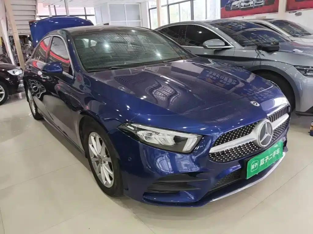 Mercedes-Benz A-Class 2020 Facelift A 200 L Sport Sedan Fashion Model — миниатюра 4