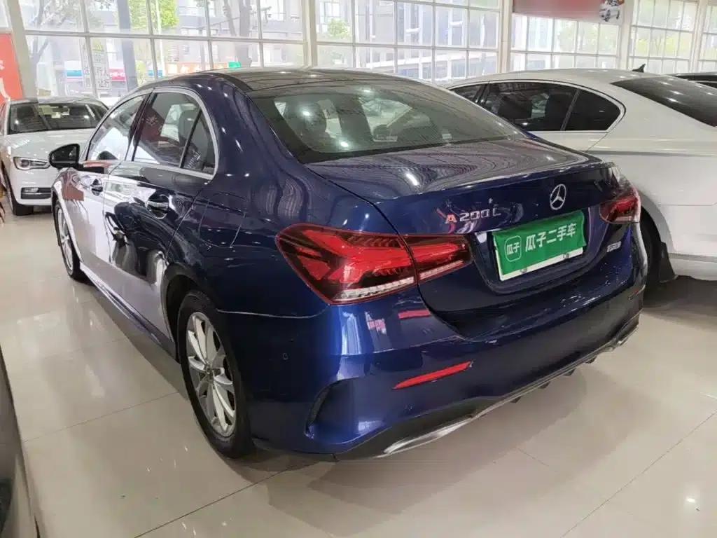 Mercedes-Benz A-Class 2020 Facelift A 200 L Sport Sedan Fashion Model — миниатюра 5