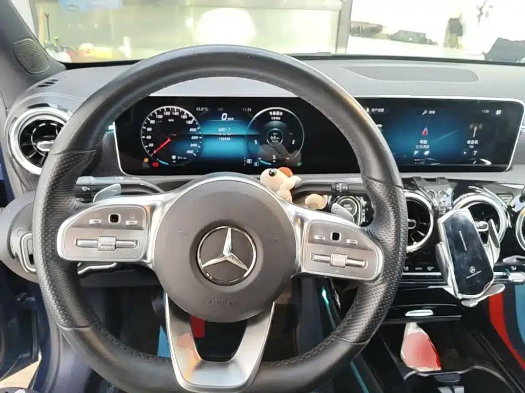 2019 Mercedes-Benz A-Class A 200 L Sport Sedan — миниатюра 11