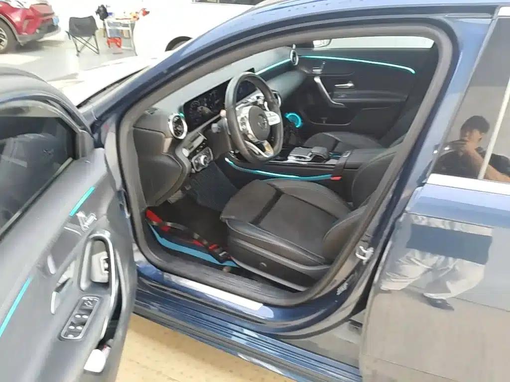 2019 Mercedes-Benz A-Class A 200 L Sport Sedan — миниатюра 16