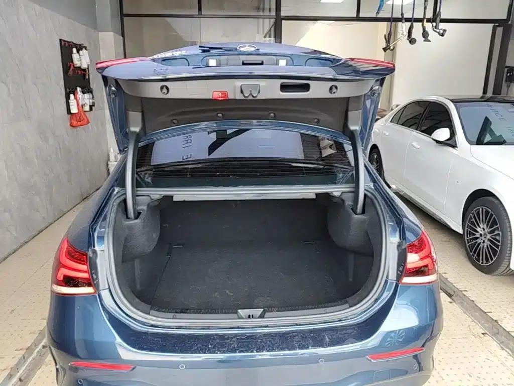 2019 Mercedes-Benz A-Class A 200 L Sport Sedan — миниатюра 19
