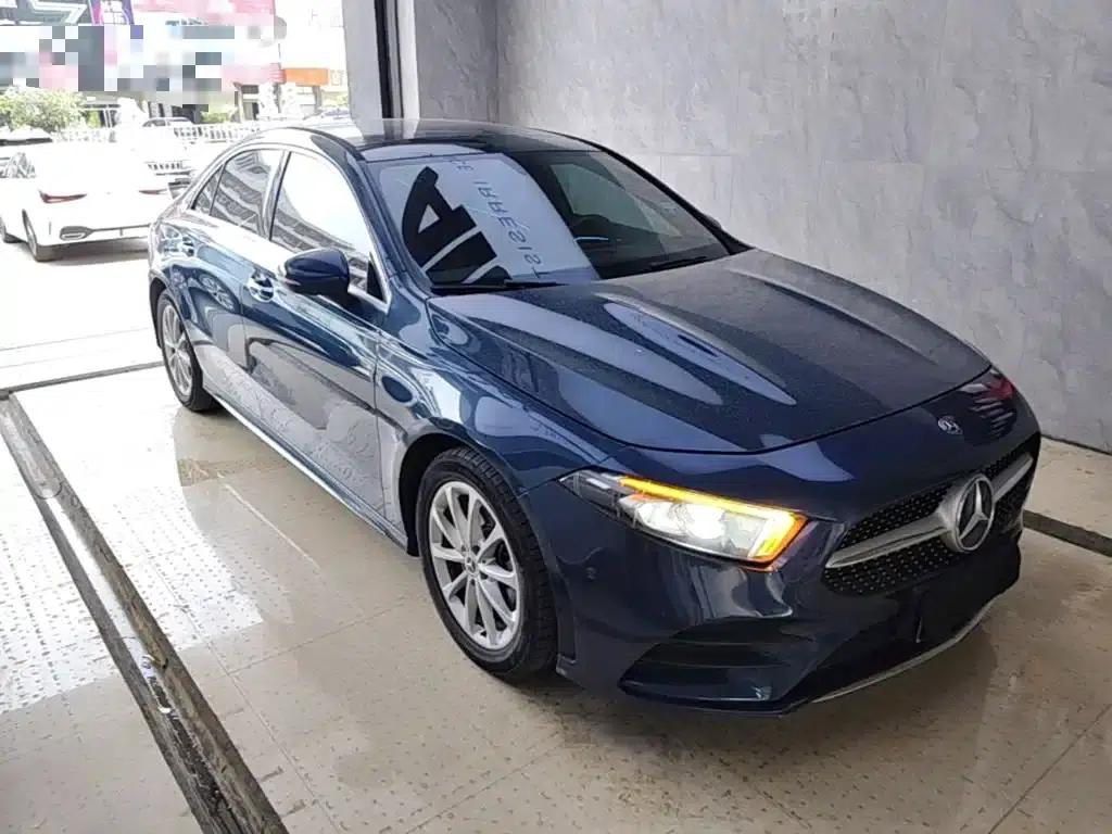 2019 Mercedes-Benz A-Class A 200 L Sport Sedan — миниатюра 4
