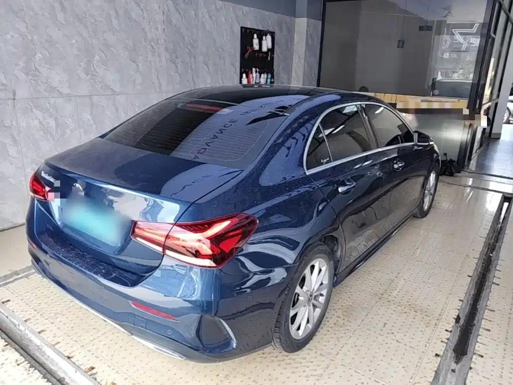 2019 Mercedes-Benz A-Class A 200 L Sport Sedan — миниатюра 7