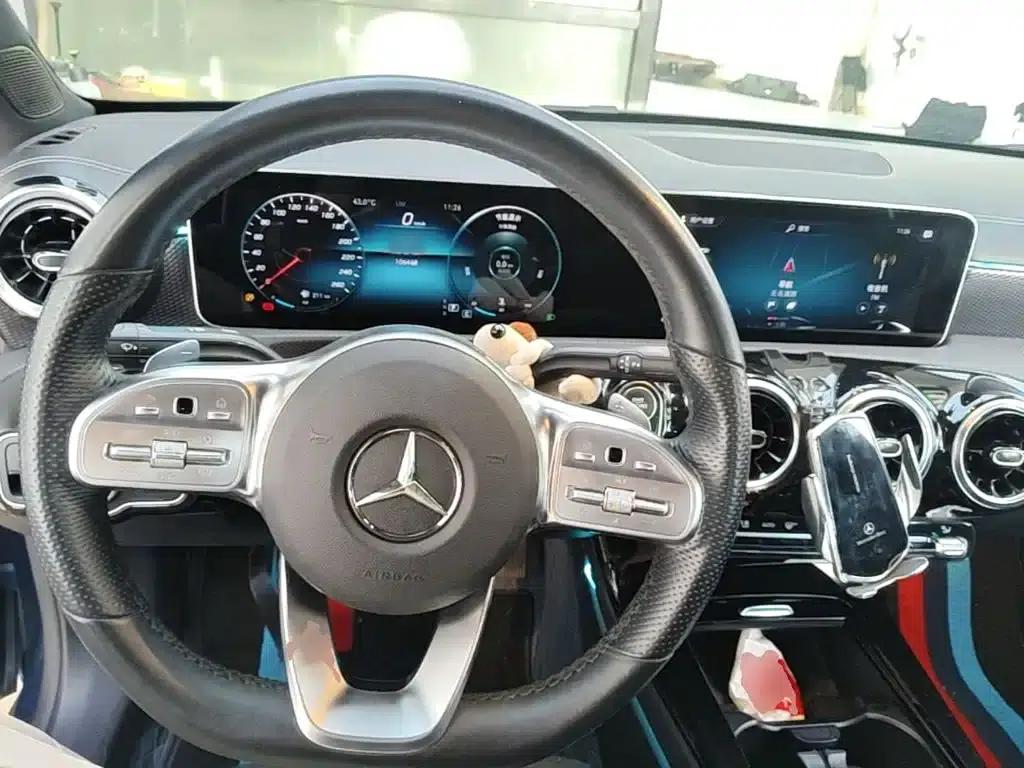 2019 Mercedes-Benz A-Class A 200 L Sport Sedan — миниатюра 10