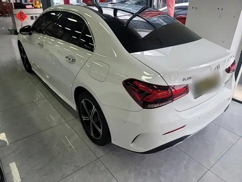 Mercedes-Benz A-Class 2022 Facelift III A 200 L Sport Sedan Fashion Edition — миниатюра 5