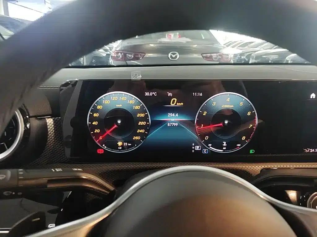 2021 Mercedes-Benz A-Class A 180 L Sport Sedan — миниатюра 12