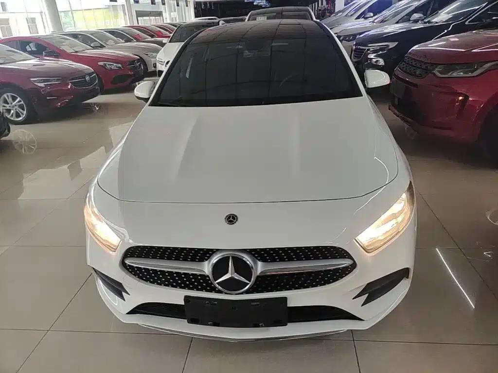 2021 Mercedes-Benz A-Class A 180 L Sport Sedan — миниатюра 3