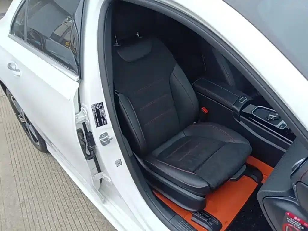 Mercedes-Benz A-Class 2024 Facelift A 200 L Fashion Model — миниатюра 25