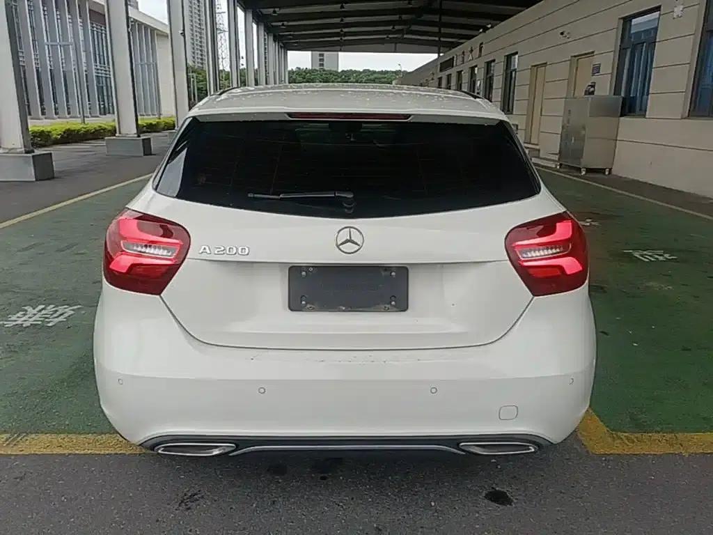 Mercedes-Benz A-Class (Imported) 2018 A 200 Fashion Model — миниатюра 6