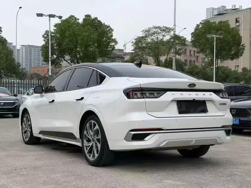 2023 Ford Mondeo EcoBoost 180 Supreme Edition — миниатюра 4