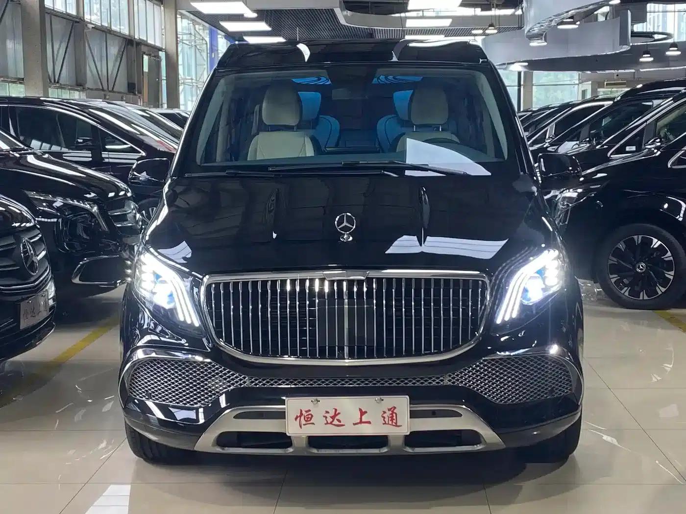 2023 Nissan Vito 2.0T Business Edition 7-seater — миниатюра 2