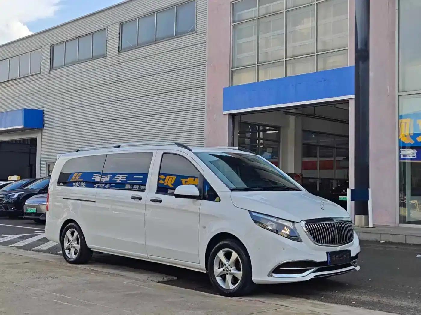 Vito 2021 2.0T Business Edition 7-seater — миниатюра 3