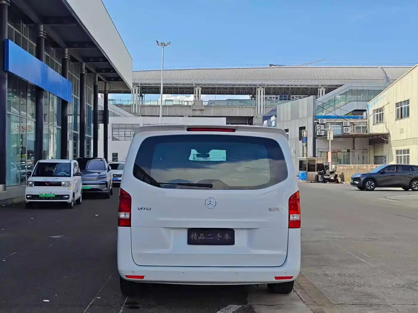 Vito 2021 2.0T Business Edition 7-seater — миниатюра 8