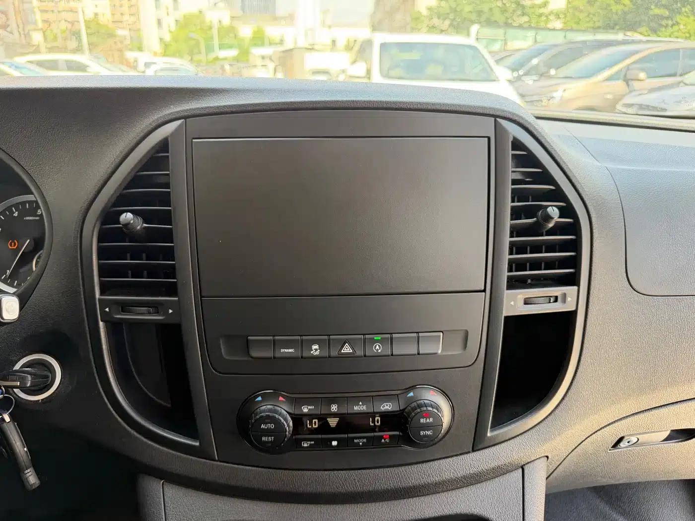 Vito 2020 2.0T Elite Edition 9-seater — миниатюра 20