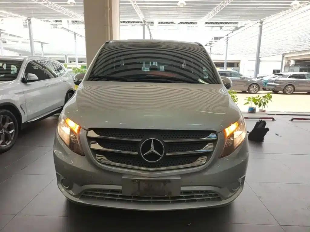 2016 Vito 2.0T Business Edition — миниатюра 3