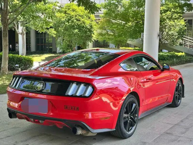 2016 Mustang 2.3T Performance Edition — миниатюра 5