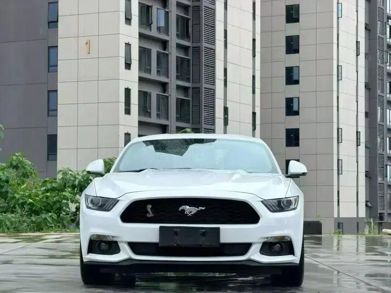2015 Mustang 2.3T Performance Edition — миниатюра 2