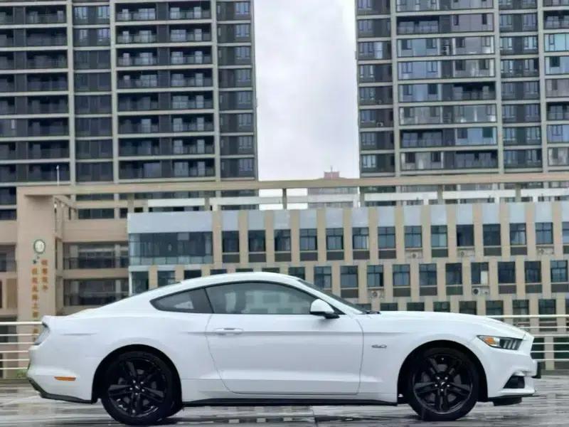 2015 Mustang 2.3T Performance Edition — миниатюра 7