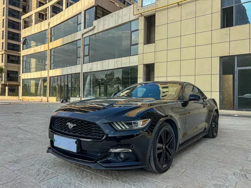 2015 Mustang 2.3T Performance Edition — миниатюра 1