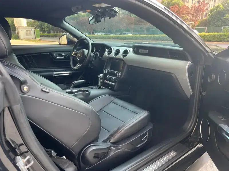 2015 Mustang 2.3T Performance Edition — миниатюра 7