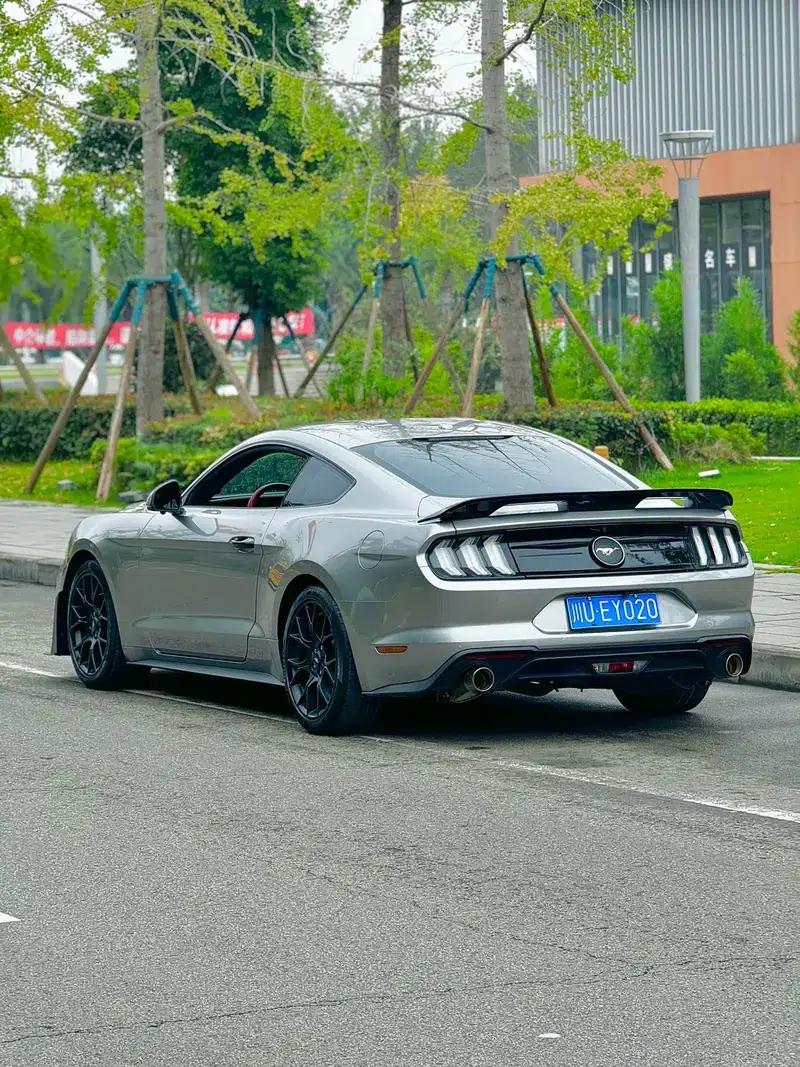 2020 Mustang 2.3T EcoBoost — миниатюра 4