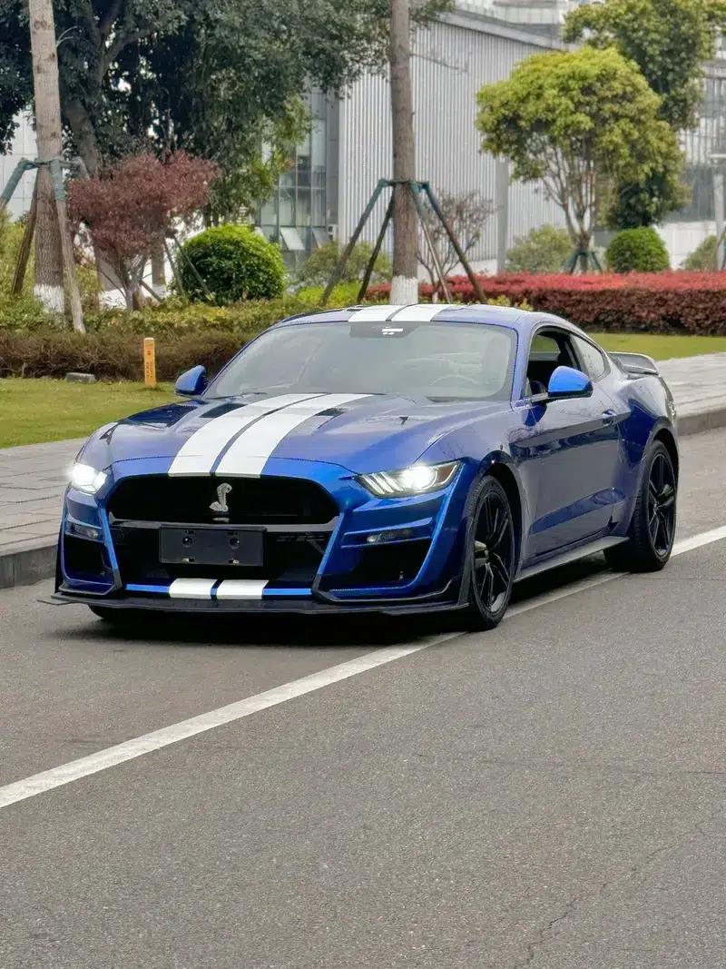 2017 Mustang 2.3T Performance Edition — миниатюра 1