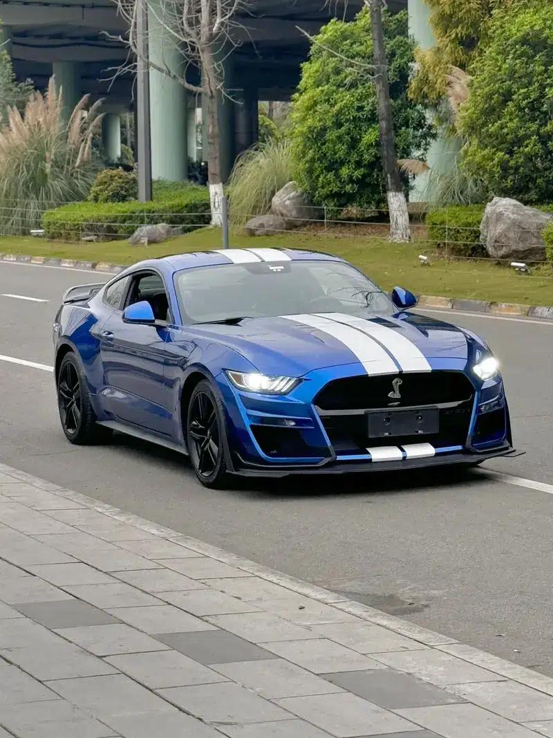 2017 Mustang 2.3T Performance Edition — миниатюра 3