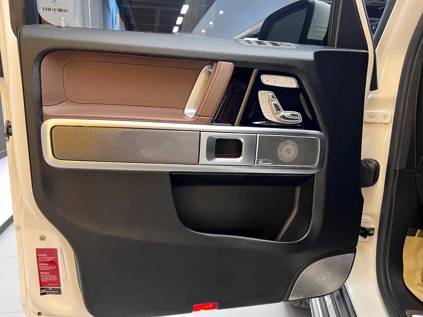 2019 Mercedes-Benz G-Class G 500 — миниатюра 18