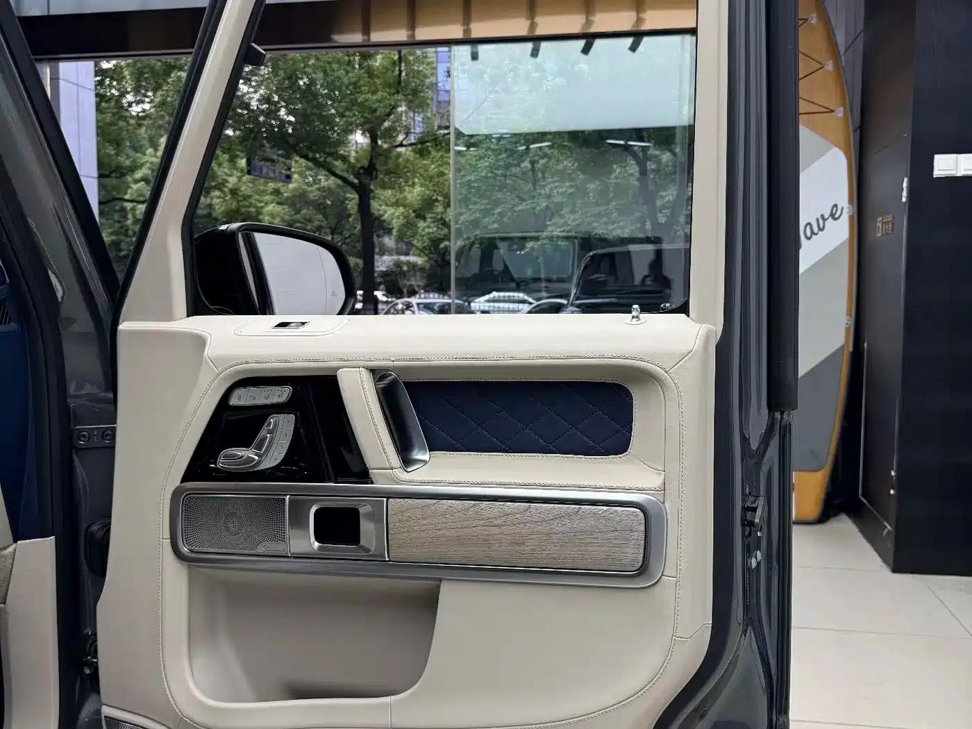 Mercedes-Benz G-Class 2020 G 500 Time Capsule Special Edition — миниатюра 17