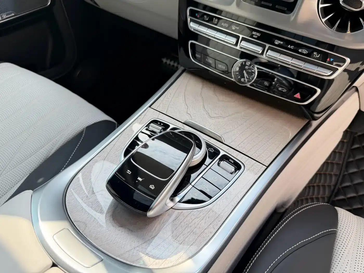 2022 Mercedes-Benz G-Class G 500 — миниатюра 8