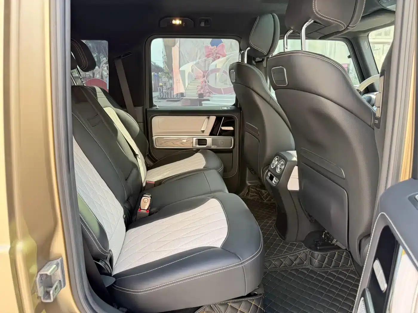 2022 Mercedes-Benz G-Class G 500 — миниатюра 9