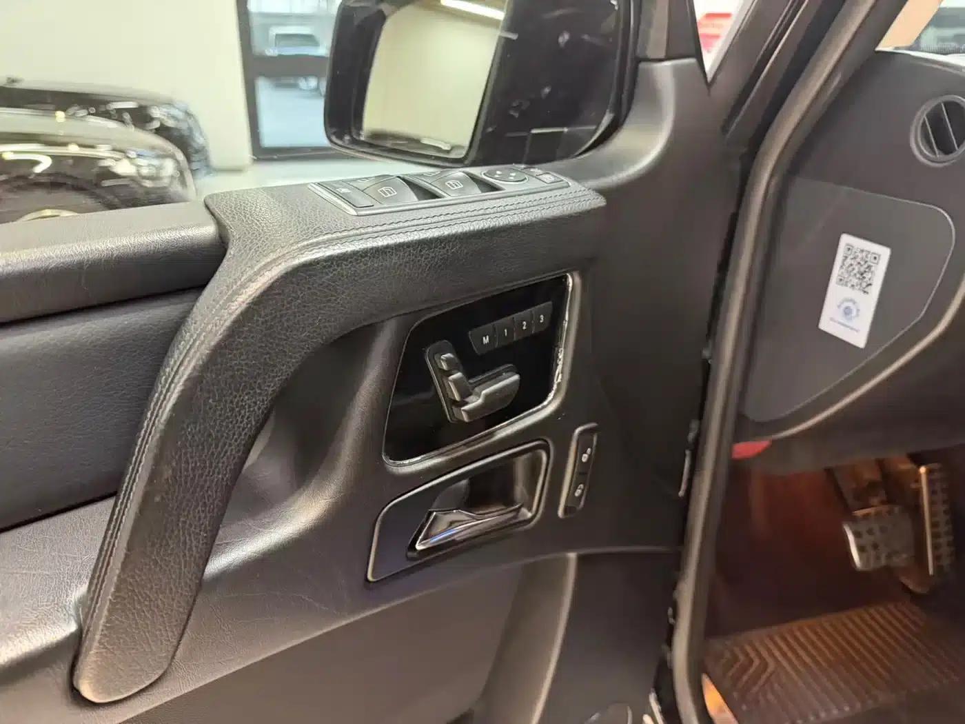 2013 Mercedes-Benz G-Class G 500 — миниатюра 12