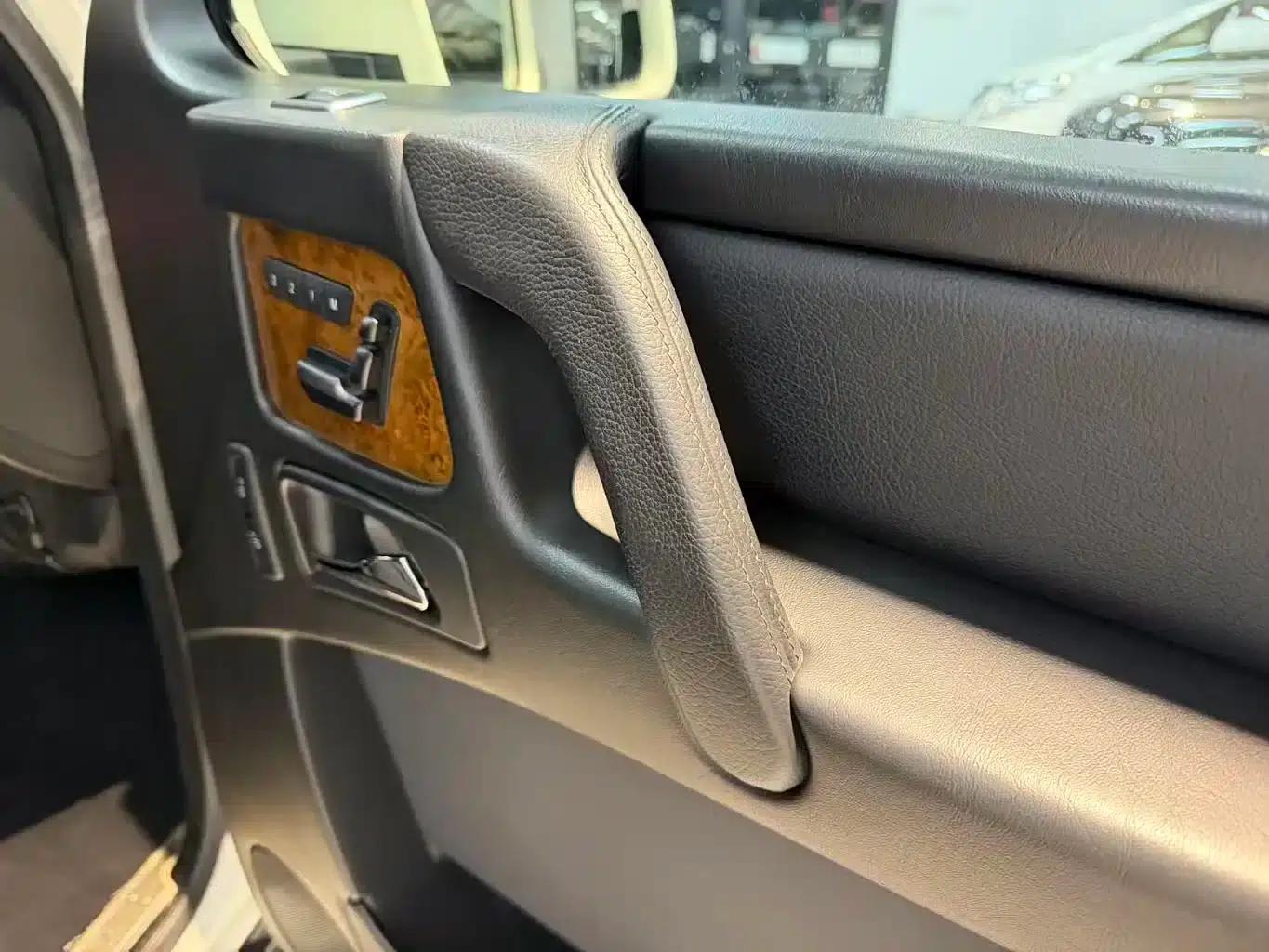 2013 Mercedes-Benz G-Class G 500 — миниатюра 12