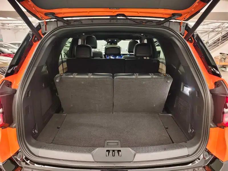 Explorer 2024 2.3T EcoBoost AWD Kunlun Pinnacle Edition 7-Seater — миниатюра 13