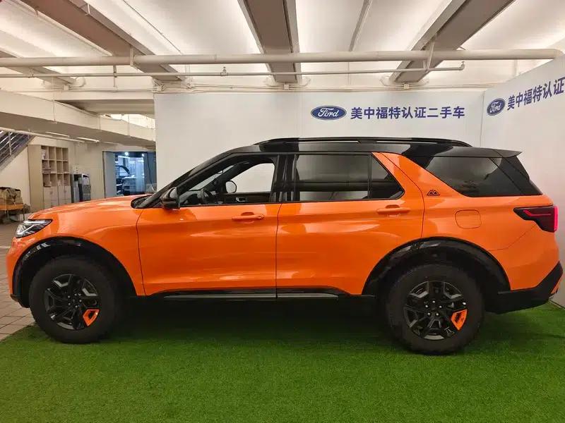 Explorer 2024 2.3T EcoBoost AWD Kunlun Pinnacle Edition 7-Seater — миниатюра 3