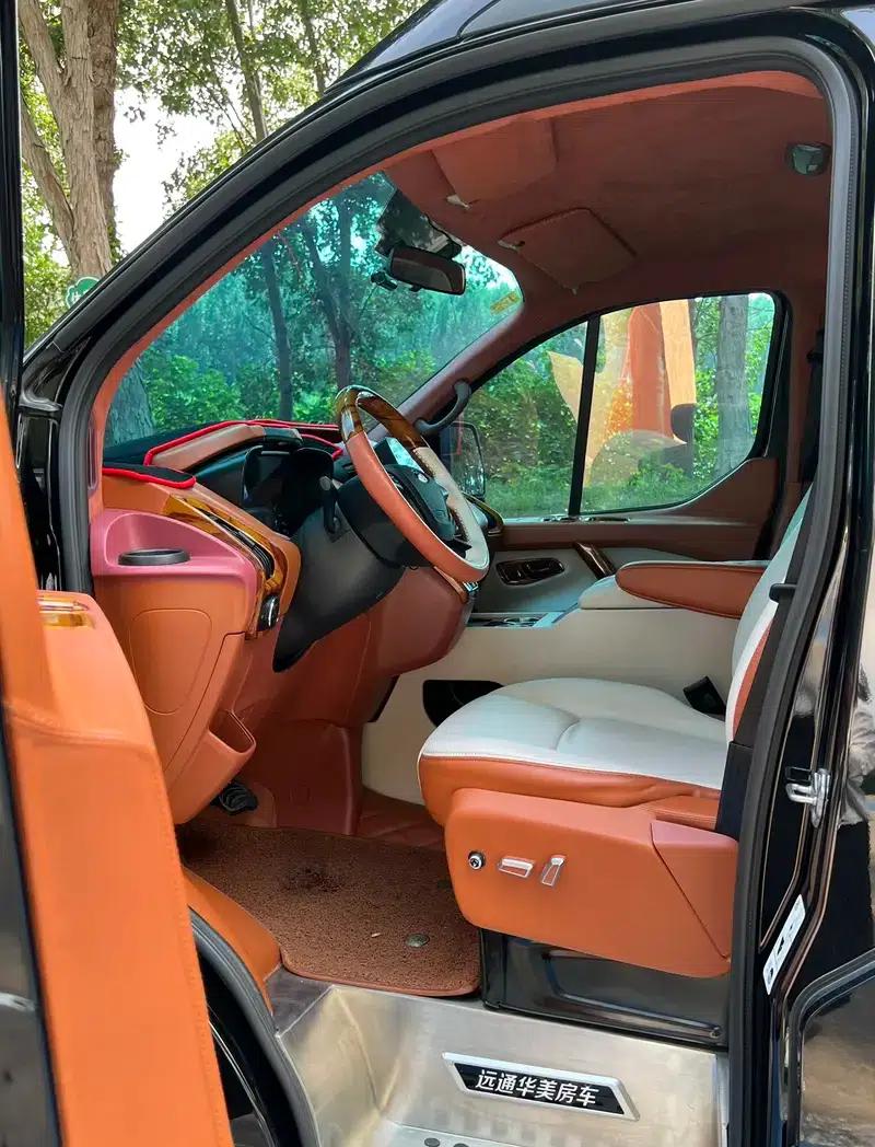 Ford Transit 2021 2.0T Gasoline Automatic Premium Commercial/Vehicle Type, Mid-Wheelbase, Mid-Roof, 7-Seater, China VI Emission Standard — миниатюра 19