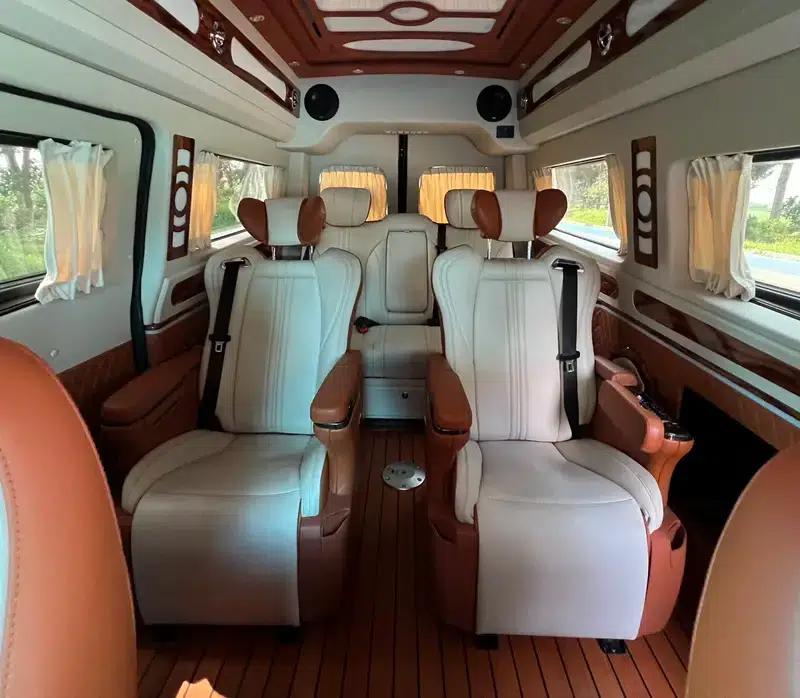 Ford Transit 2021 2.0T Gasoline Automatic Premium Commercial/Vehicle Type, Mid-Wheelbase, Mid-Roof, 7-Seater, China VI Emission Standard — миниатюра 20