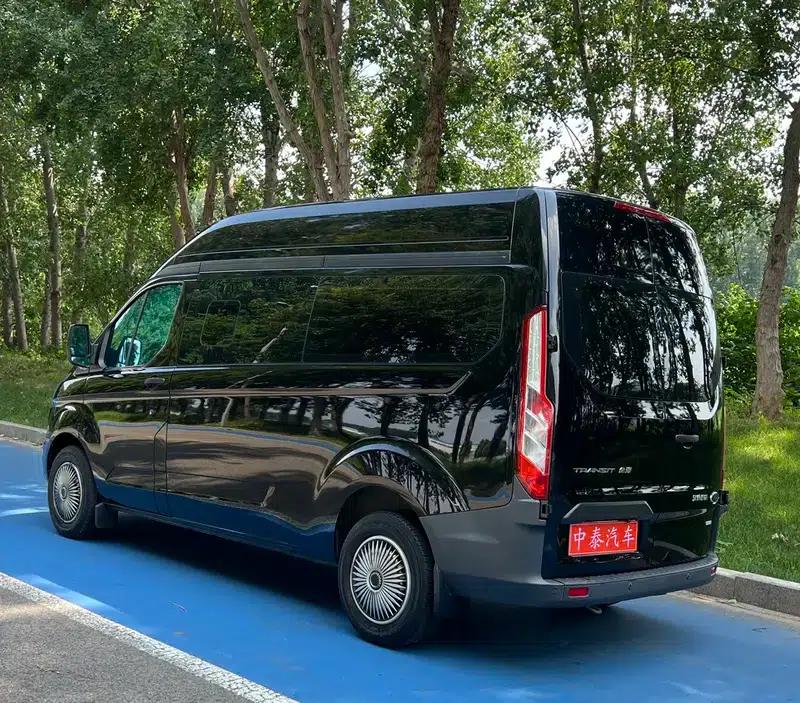 Ford Transit 2021 2.0T Gasoline Automatic Premium Commercial/Vehicle Type, Mid-Wheelbase, Mid-Roof, 7-Seater, China VI Emission Standard — миниатюра 4