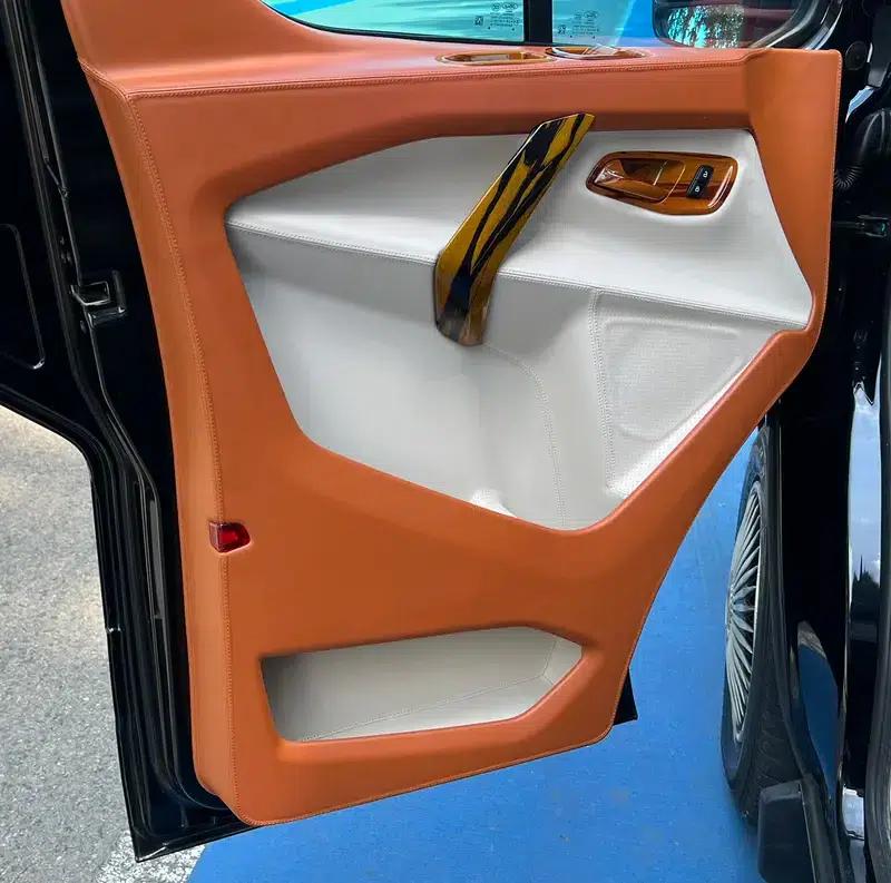 Ford Transit 2021 2.0T Gasoline Automatic Premium Commercial/Vehicle Type, Mid-Wheelbase, Mid-Roof, 7-Seater, China VI Emission Standard — миниатюра 9