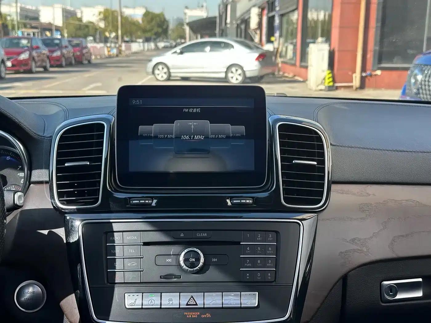 Imported Mercedes-Benz GLE 2017 GLE 320 4MATIC Dynamic — миниатюра 21