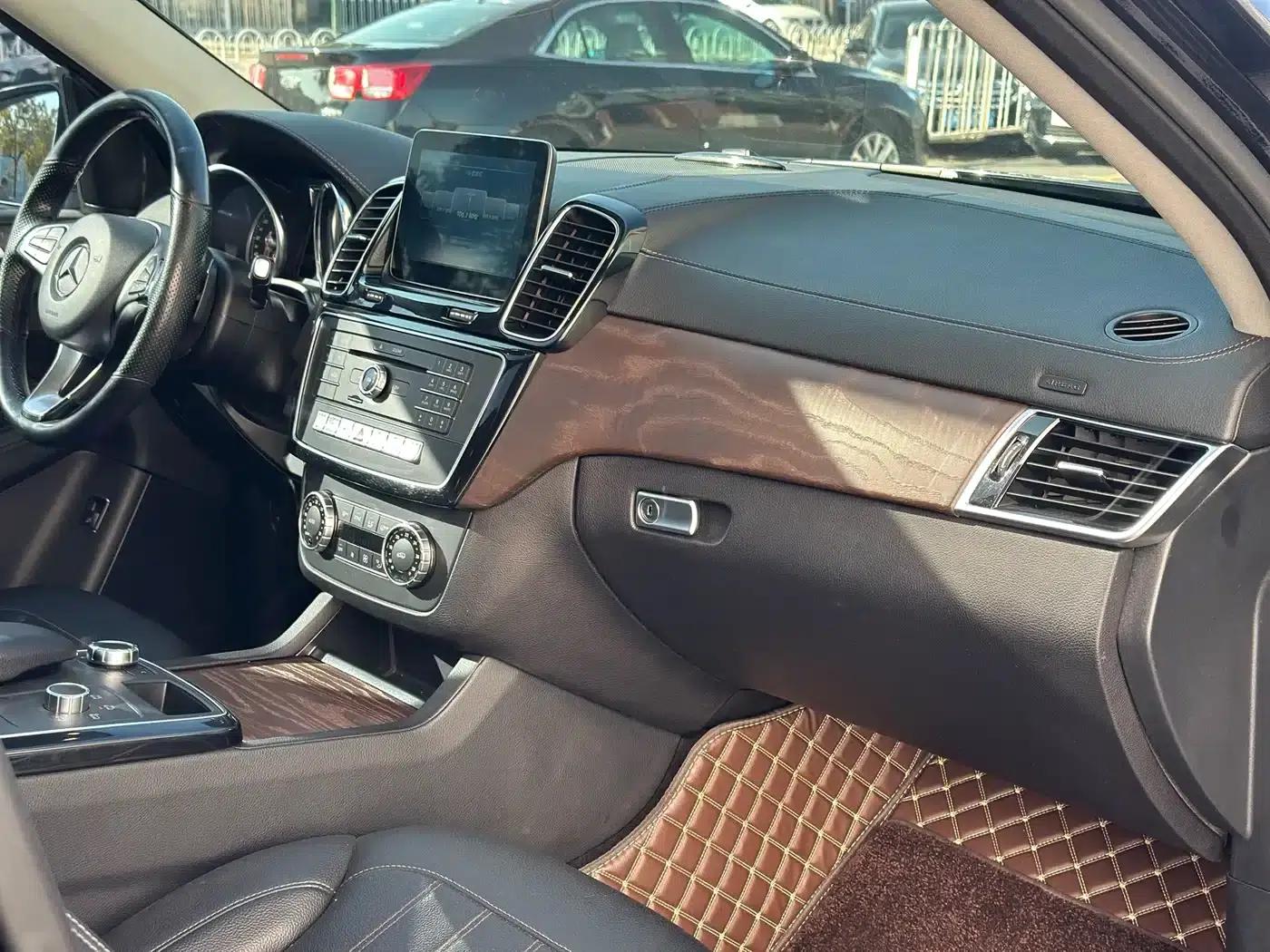 Imported Mercedes-Benz GLE 2017 GLE 320 4MATIC Dynamic — миниатюра 24