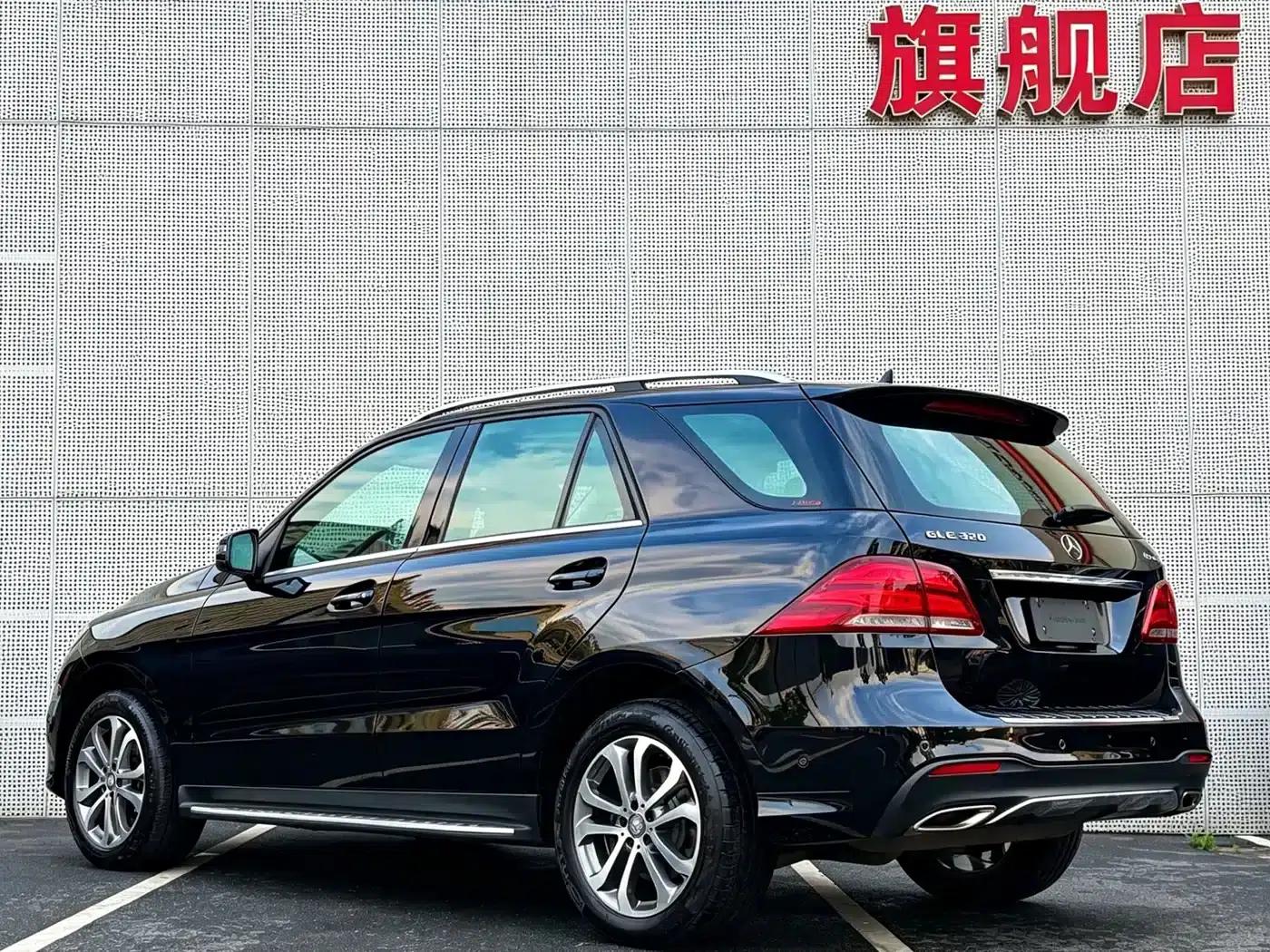 Imported Mercedes-Benz GLE 2017 GLE 320 4MATIC Dynamic — миниатюра 4