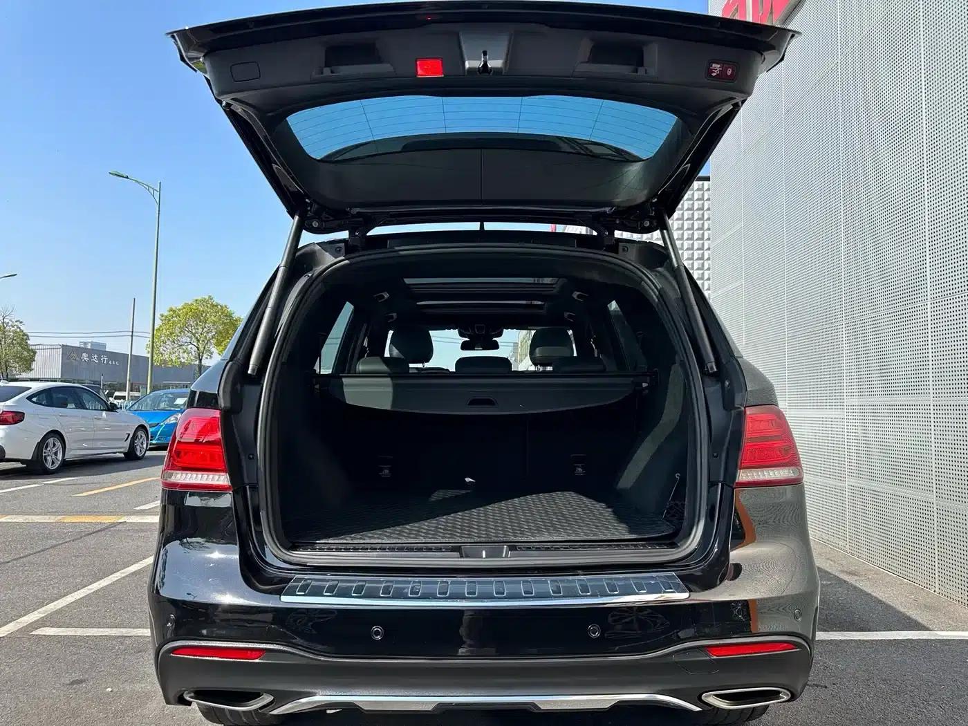 Imported Mercedes-Benz GLE 2017 GLE 320 4MATIC Dynamic — миниатюра 32