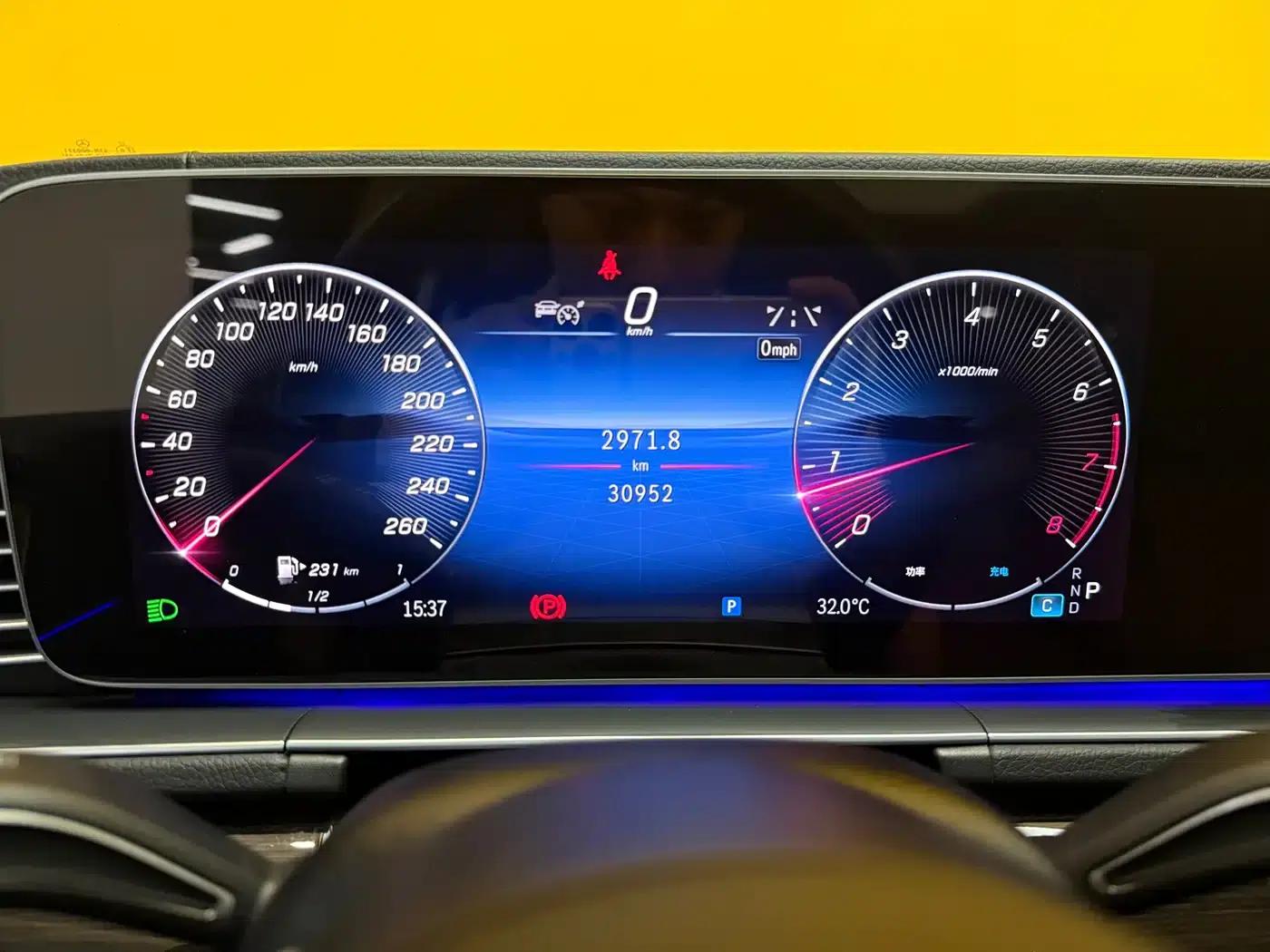 Imported Mercedes-Benz GLE 2024 GLE 350 4MATIC Fashion Model — миниатюра 8
