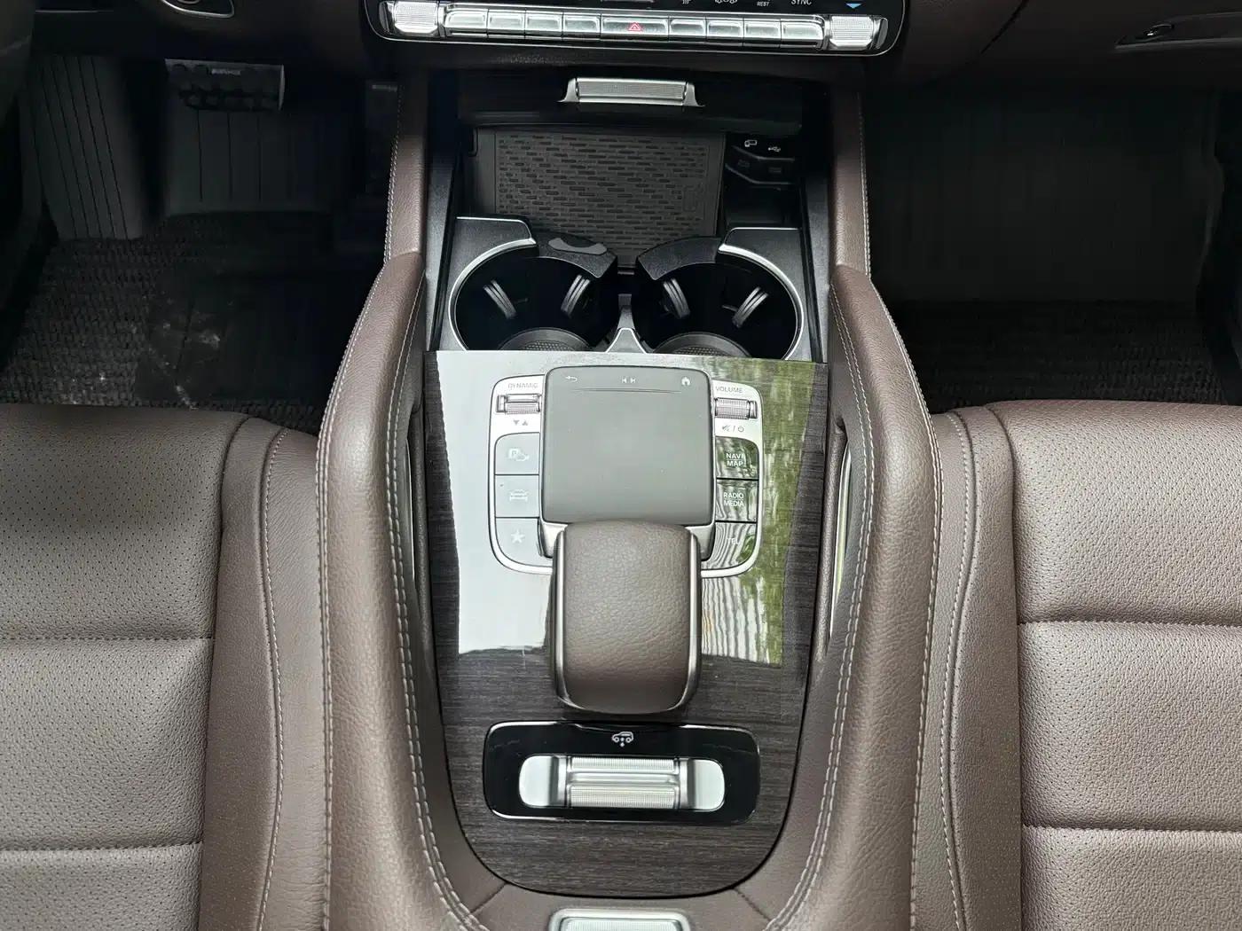 Imported Mercedes-Benz GLE 2020 Facelift GLE 350 4MATIC Fashion Special Edition — миниатюра 16