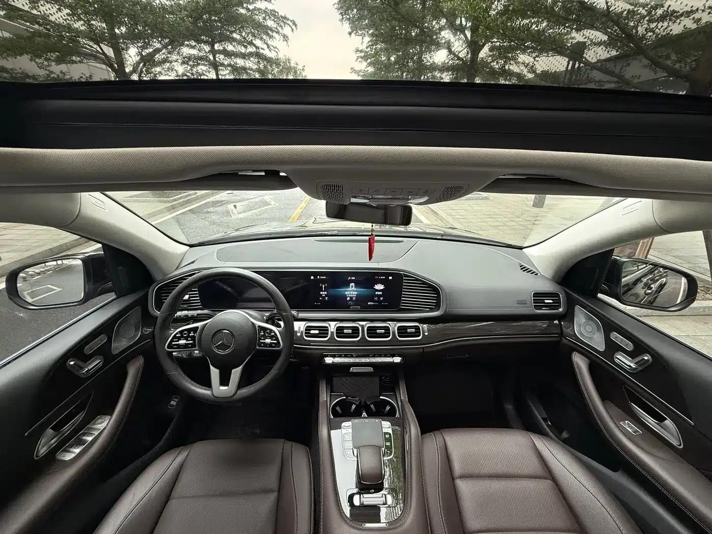 Imported Mercedes-Benz GLE 2020 Facelift GLE 350 4MATIC Fashion Special Edition — миниатюра 20