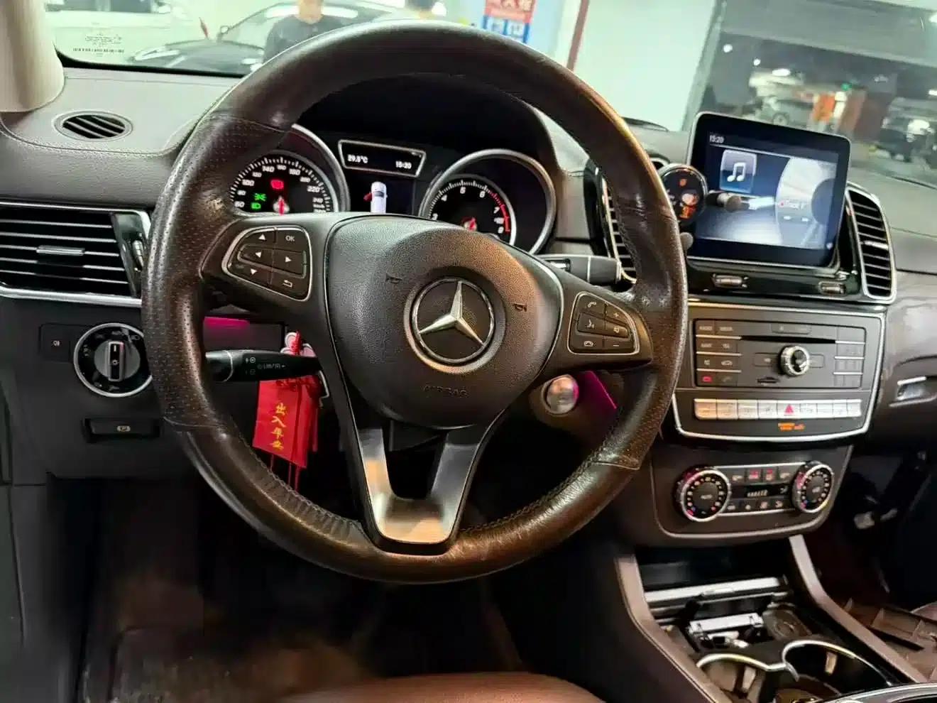 Mercedes-Benz GLE (Imported) 2016 GLE 320 4MATIC Luxury — миниатюра 5