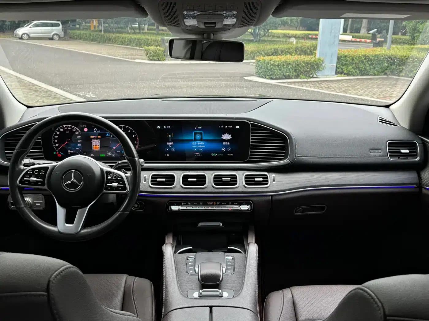 Imported Mercedes-Benz GLE 2020 Facelift GLE 450 4MATIC Fashion Model — миниатюра 14