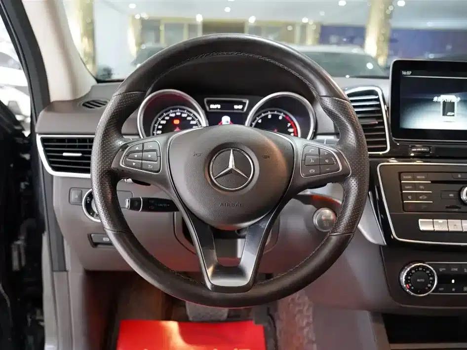 Imported Mercedes-Benz GLE 2017 GLE 400 4MATIC — миниатюра 8